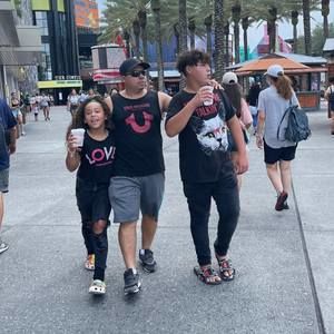 Meet your Posher, Chris